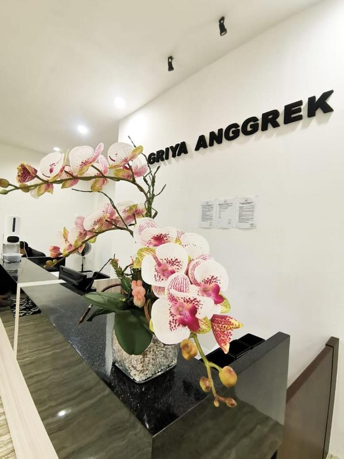 Griya Anggrek Otel Trenggalek Dış mekan fotoğraf